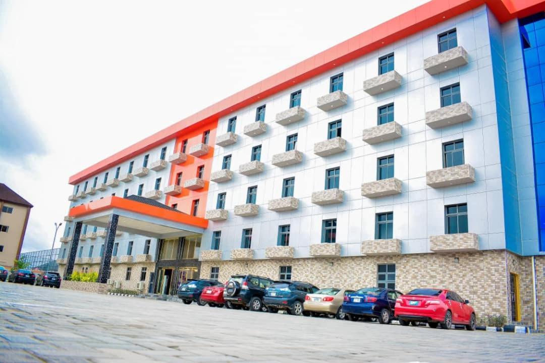 Wetland Hotel Ughelli Eksteriør bilde